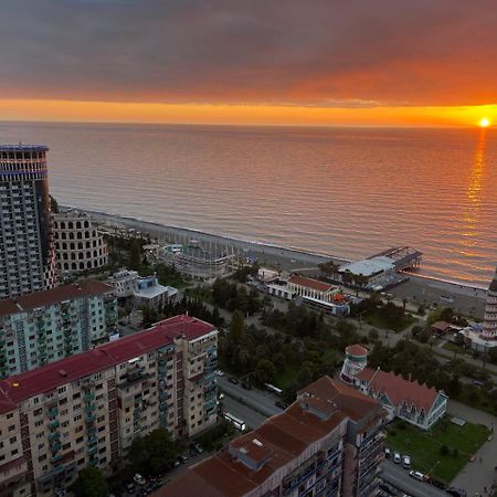 Orbi City Panorama Towers Hotel Batumi Bagian luar foto