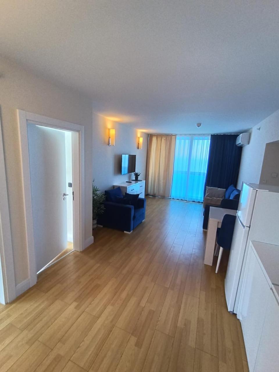 Orbi City Panorama Towers Hotel Batumi Bagian luar foto